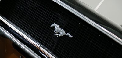 Ford Mustang 1967 - Ford logo closeup view