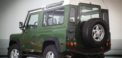 Land Rover Defender 1997 rear/side view