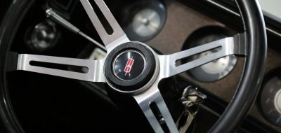 Oldsmobile Cutlass Supreme 1970 steering wheel