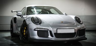 Porsche GT3 RS 2016 front right view